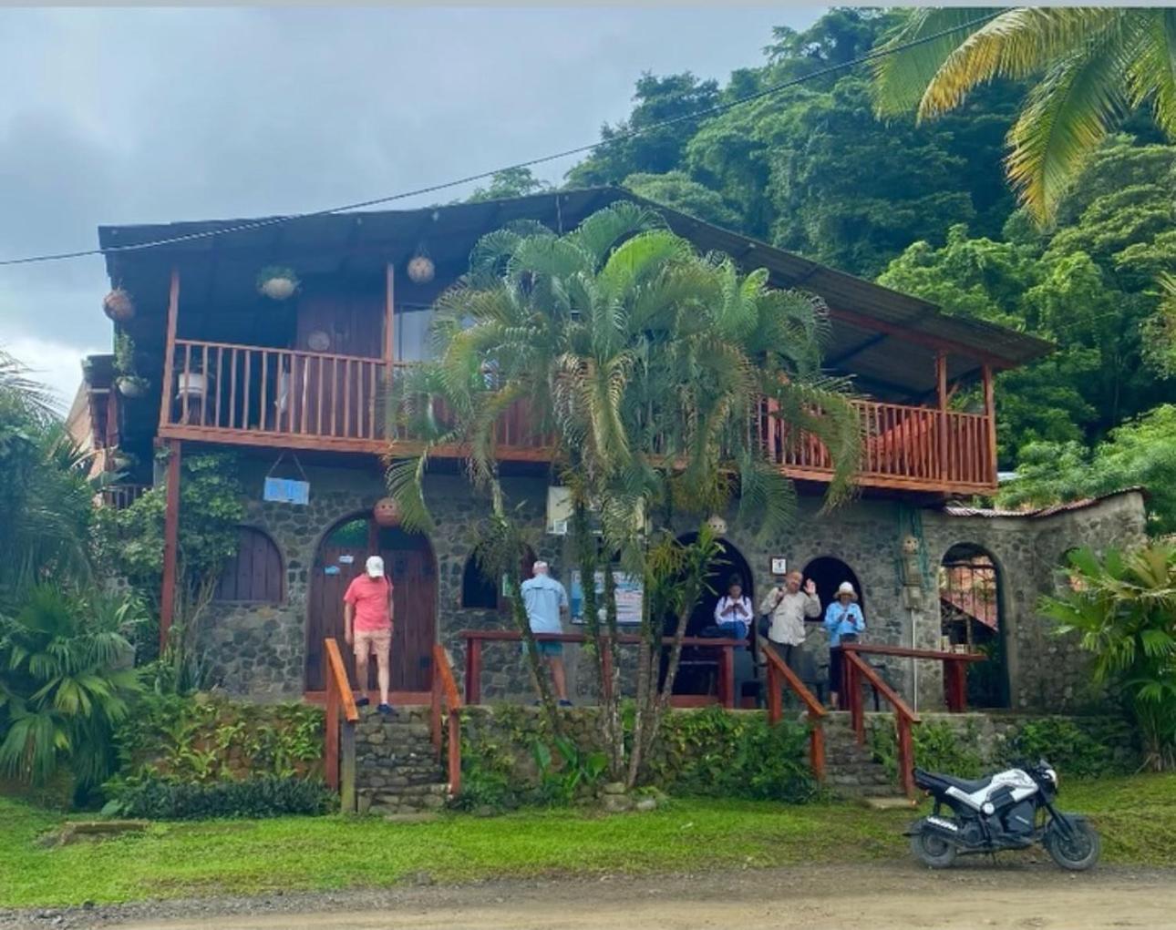 Posada Turística Rocas De Cabo Marzo Bahia Solano Exterior foto